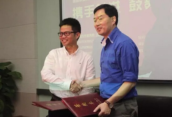 第一戶外與華強(qiáng)集團(tuán)達(dá)成戰(zhàn)略合作，廣告投放獨(dú)家壟斷