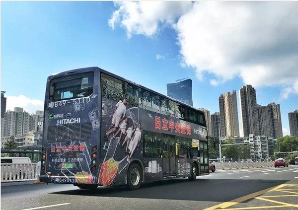 天哪!坐著幾百萬的車逛深圳，想都不敢想!