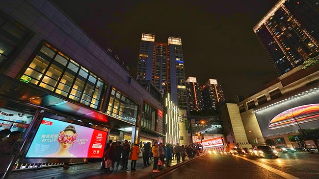 品牌和商家為什么要投放重慶候車(chē)亭廣告？