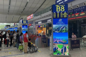 深圳北站LED廣告價(jià)格，深圳北高鐵站候車大廳廣告全覆蓋廣告案例