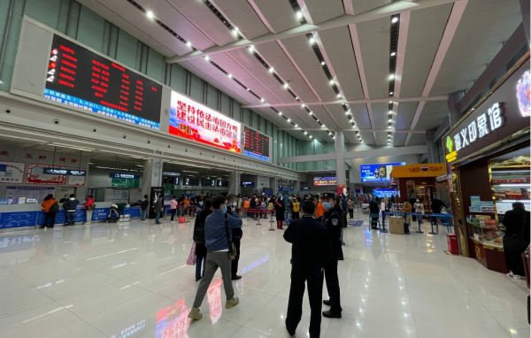 遵義機(jī)場廣告價(jià)格多少錢？貴州遵義茅臺(tái)機(jī)場安檢候機(jī)廣告牌位置？
