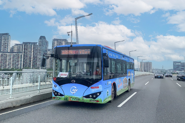 廣州公交車身廣告價格多少錢？廣州巴士廣告線路優(yōu)勢