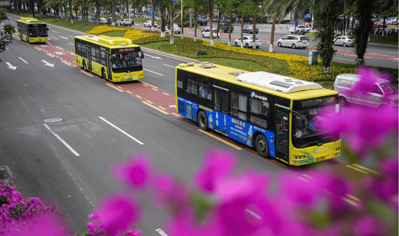 海口公交廣告價(jià)格多少錢？?？诎褪寇嚿韽V告案例圖海口公交車廣告