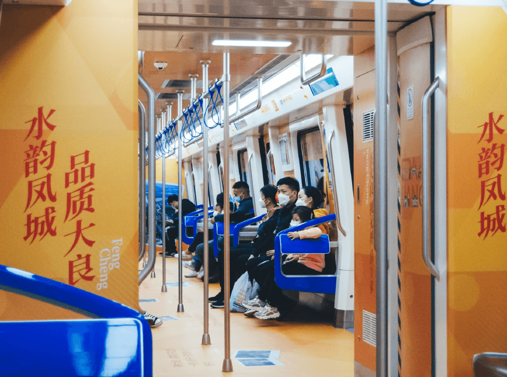佛山地鐵3號線廣告價格多少錢？佛山地鐵廣告大良政務(wù)特色案例圖