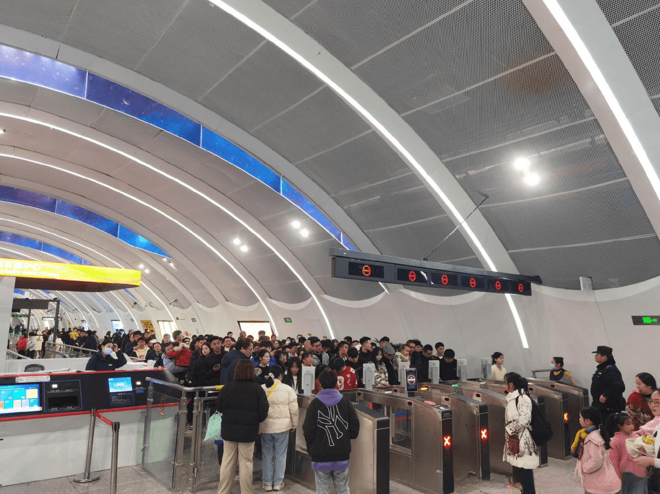 貴陽地鐵3號(hào)線廣告價(jià)格收費(fèi)多少錢，貴陽地鐵廣告3號(hào)線有哪些？