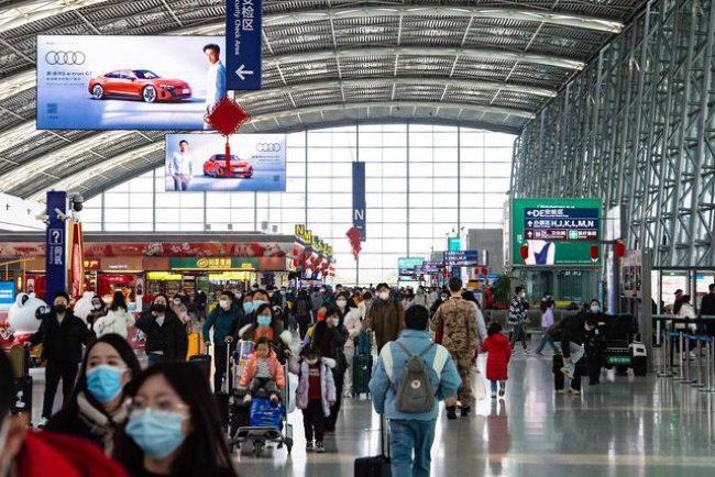 成都雙流機(jī)場(chǎng)廣告價(jià)格收費(fèi)，成都機(jī)場(chǎng)春運(yùn)出發(fā)廣告LED大屏優(yōu)勢(shì)