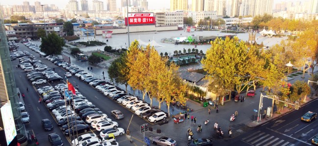 周口戶外LED大屏廣告價格收費，周口五一文化廣場地標(biāo)大屏LED廣告