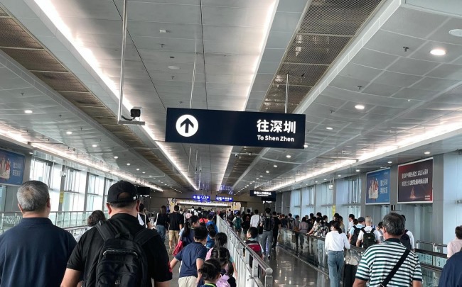 深圳福田口岸廣告價格收費標(biāo)準(zhǔn)，福田口岸入境必經(jīng)通道廣告