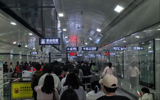 武漢地鐵播音導向廣告價格種類，武漢地鐵列車站臺語音播報廣告