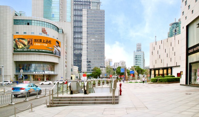 寧波LED大屏廣告價(jià)格，寧波天一和義江薈151鄞州和邦戶外LED大屏廣告