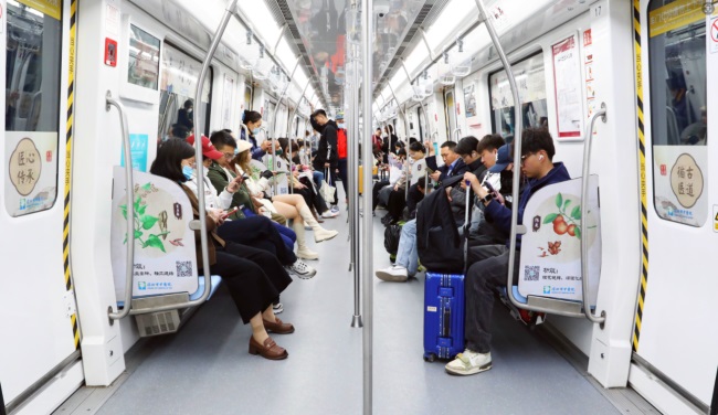 特色中醫(yī)藥科普走進(jìn)徐州地鐵創(chuàng)意車廂廣告，徐州地鐵列車廣告價格