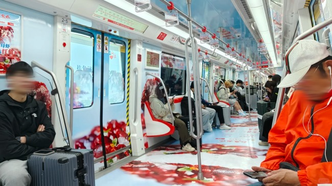 南通地鐵車(chē)廂創(chuàng)意全景內(nèi)包車(chē)廣告餐飲案例，南通地鐵列車(chē)廣告價(jià)格