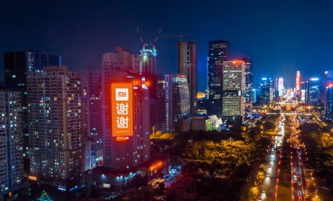 戶外廣告的發(fā)布流程是怎樣的？選擇戶外廣告或線上廣告哪個好？為什么？