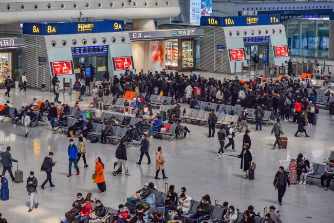 杭州東站有哪些廣告位？分別是什么價(jià)格？哪家廣告公司負(fù)責(zé)發(fā)布安裝？
