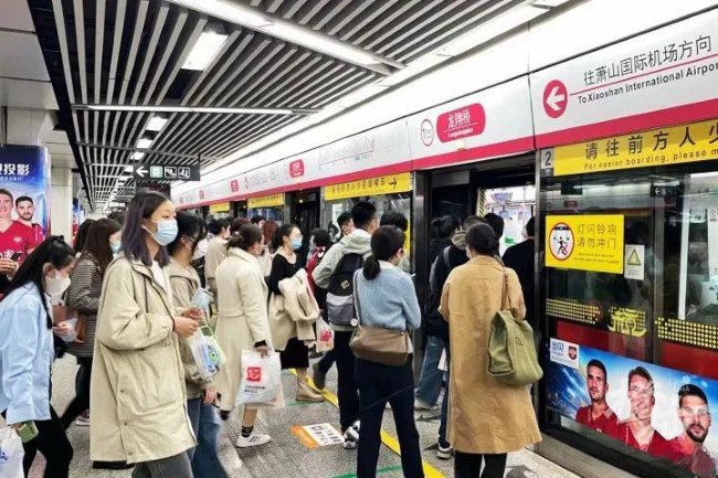 杭州地鐵有哪些廣告位？刊例價(jià)分別是多少？哪家廣告公司負(fù)責(zé)發(fā)布廣告？
