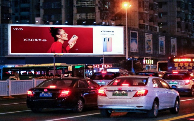 很多企業(yè)主搞不清楚線下媒體和戶外媒體有什么區(qū)別，詳細(xì)分析線下媒體和戶外媒體的區(qū)別。