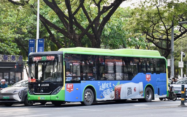 三亞公交車身三側(cè)外車貼廣告投放，三亞公交巴士廣告價(jià)格