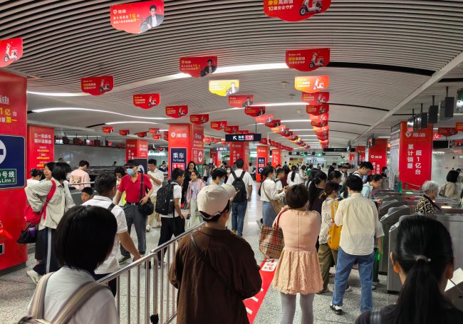 福州南門兜地鐵1號(hào)線站廳包柱廣告投放，福州地鐵廣告價(jià)格