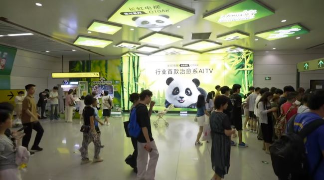 重慶觀音橋地鐵站廳墻面燈箱廣告投放，重慶地鐵大屏廣告價格